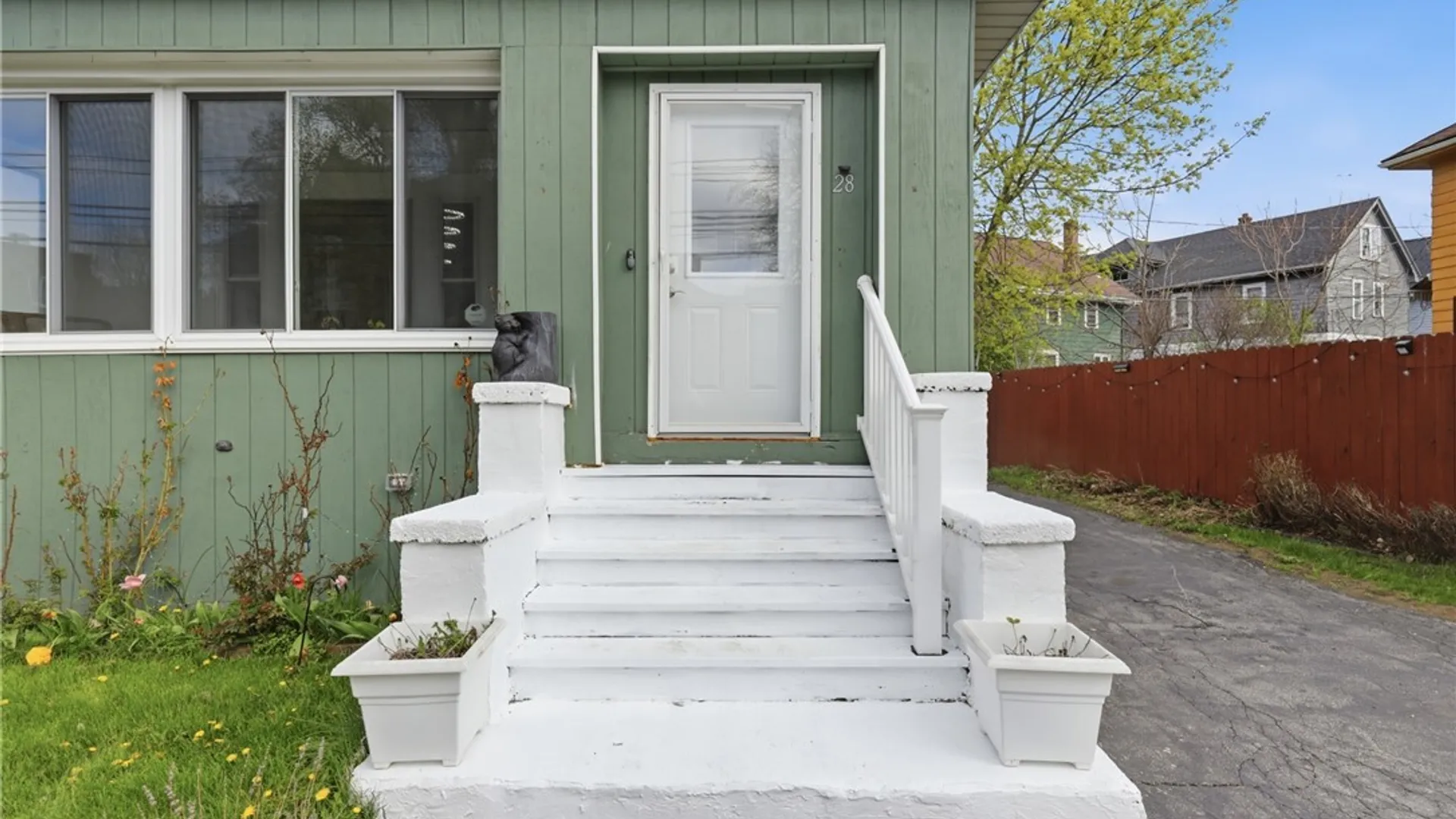 Property at 28 Mineral Springs Road, Buffalo, NY 14210 3