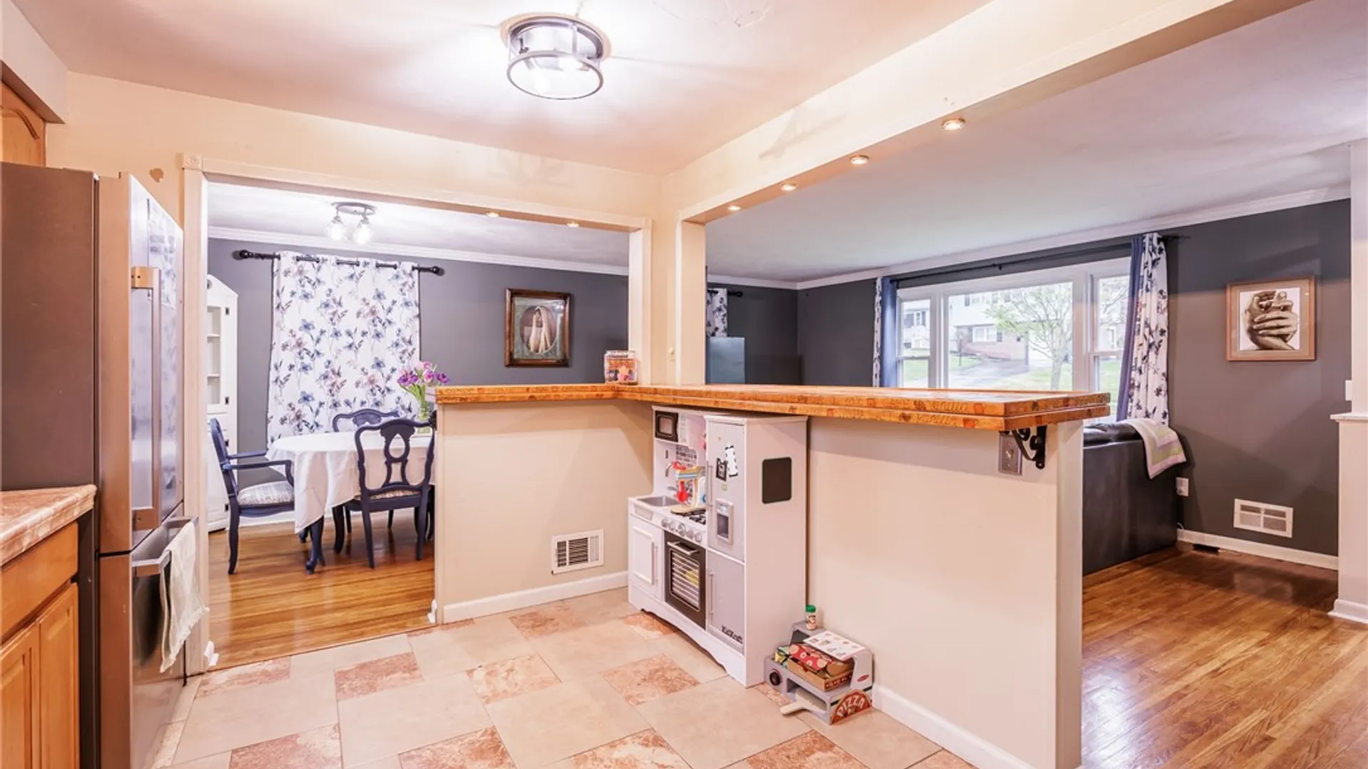 Property at 236 Afton St, Rochester, NY 14612 4