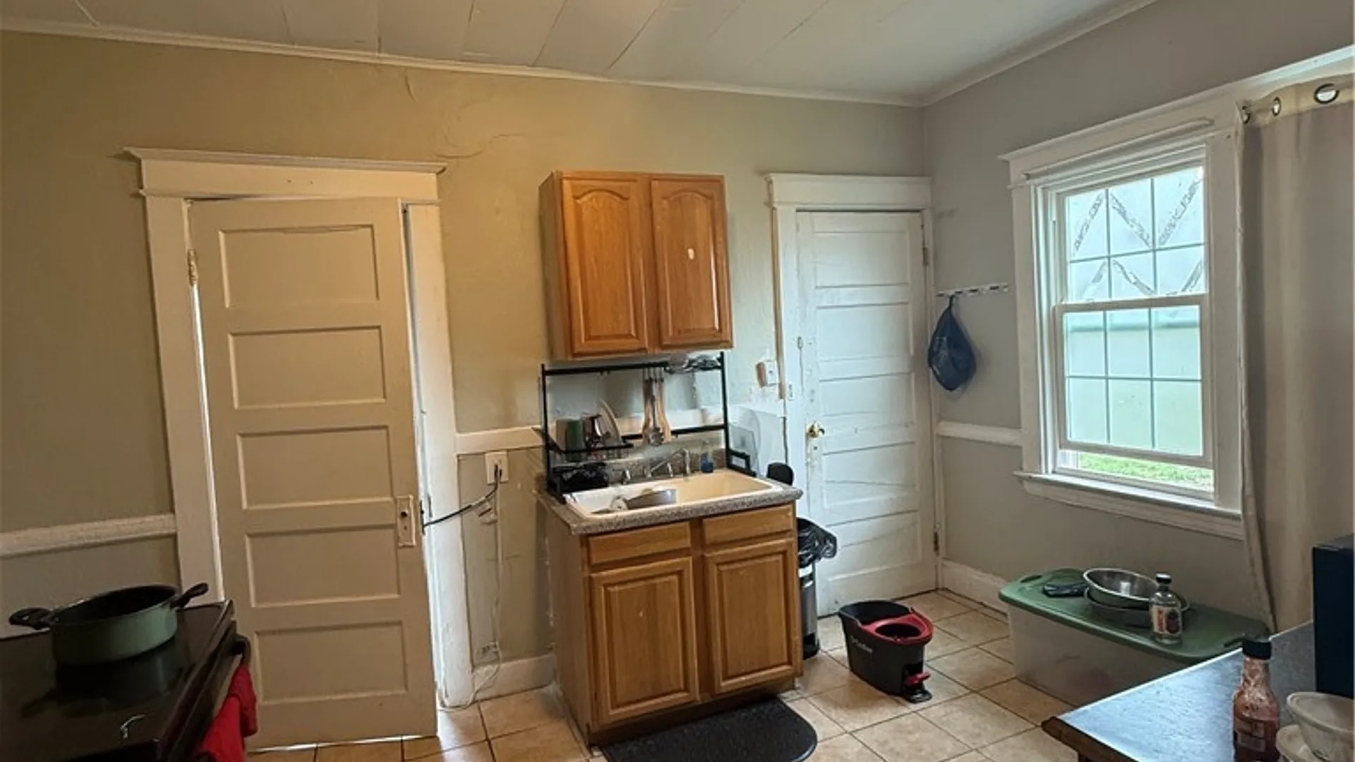 Property at 531-533 Jefferson Avenue, Rochester, NY 14611 11