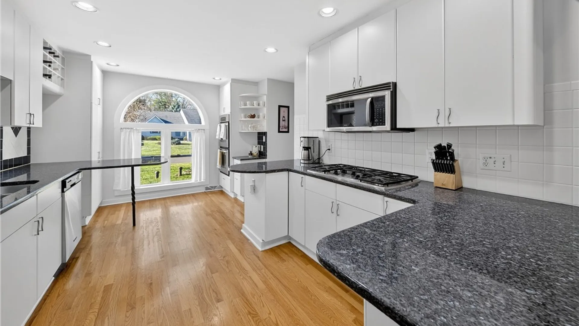 Property at 6233 The Hamlet, DeWitt, NY 13078 10