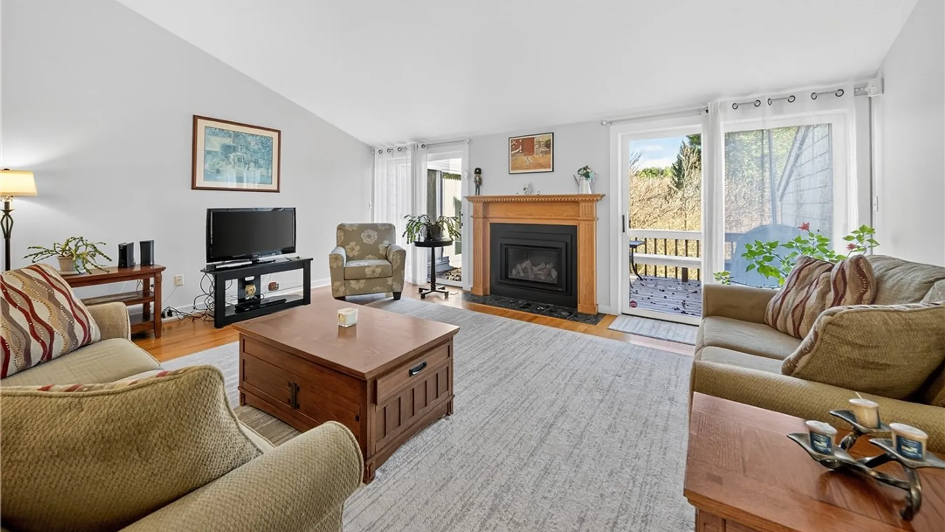 Property at 6233 The Hamlet, DeWitt, NY 13078 8