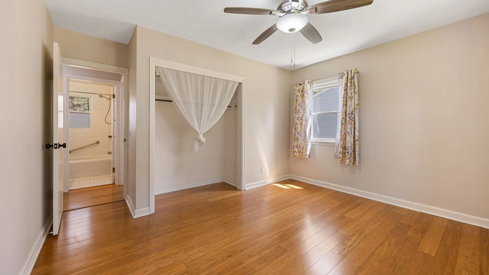 Property at 208 Concord Place, Manlius, NY 13066 26