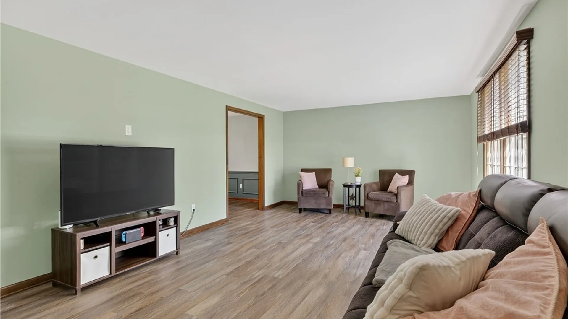 Property at 130 Paradise Road, Amherst, NY 14051 17