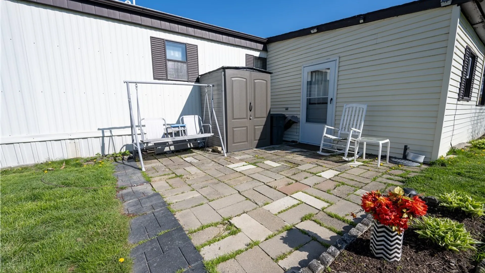 Property at 57 Waterview Parkway, Hamburg, NY 14075 7