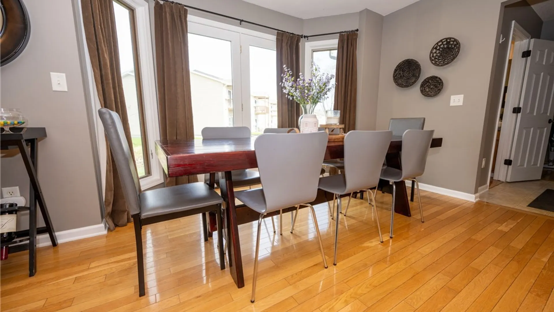 Property at 61 Brook Lane, West Seneca, NY 14224 23