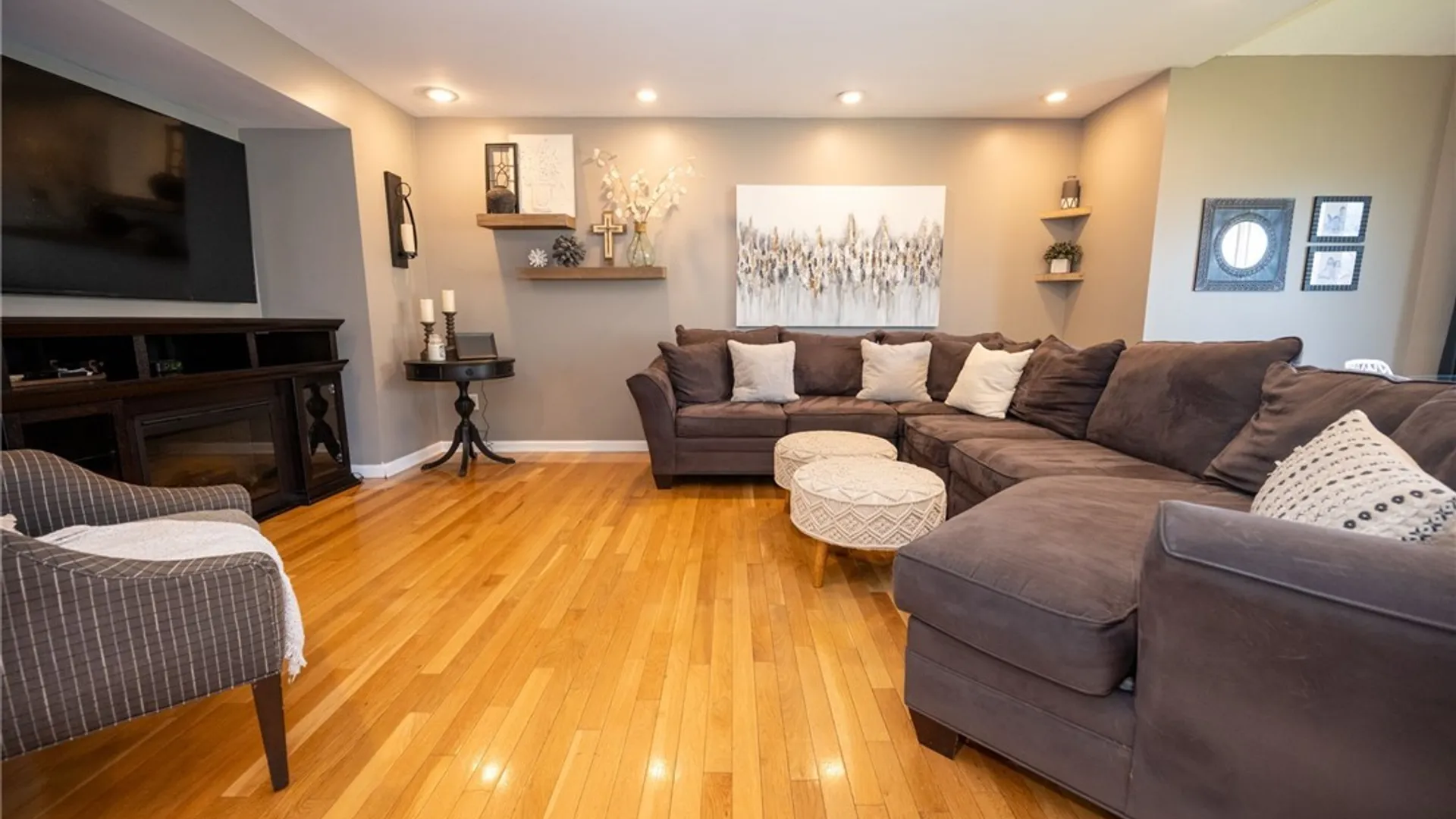 Property at 61 Brook Lane, West Seneca, NY 14224 25