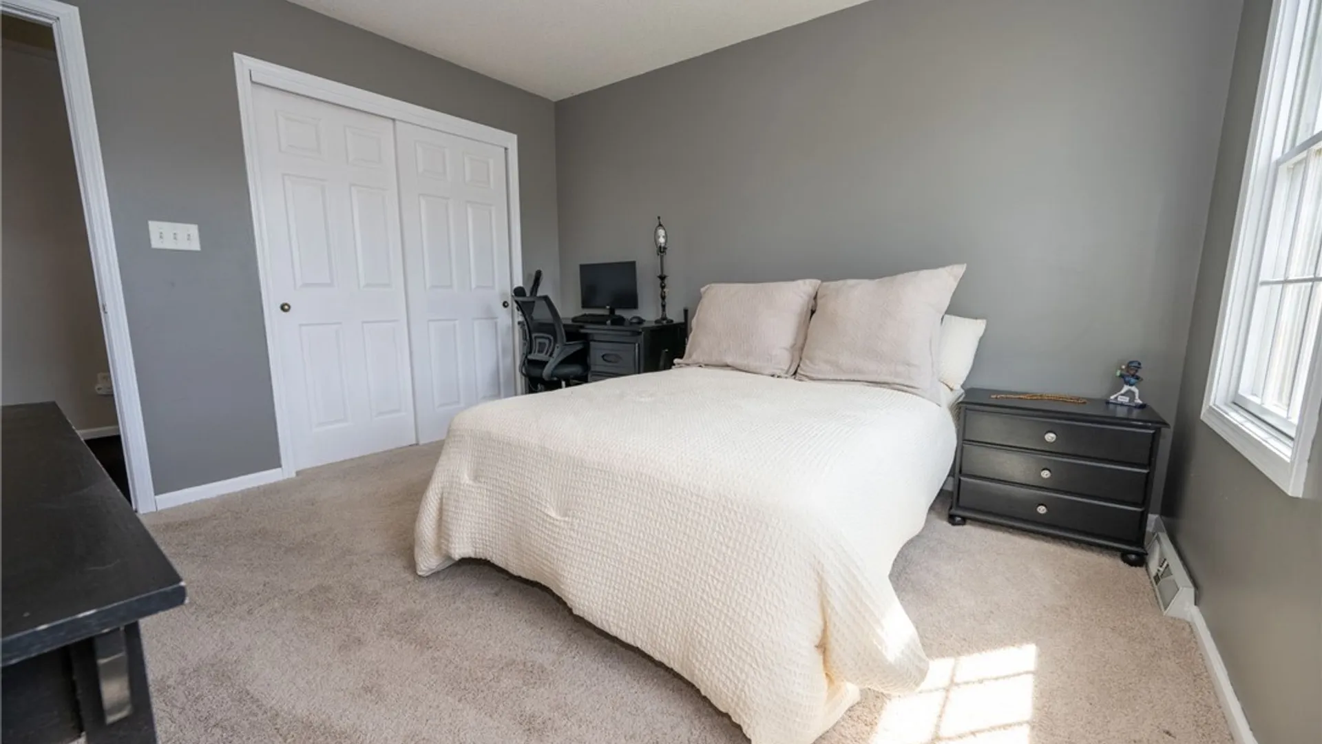 Property at 61 Brook Lane, West Seneca, NY 14224 37