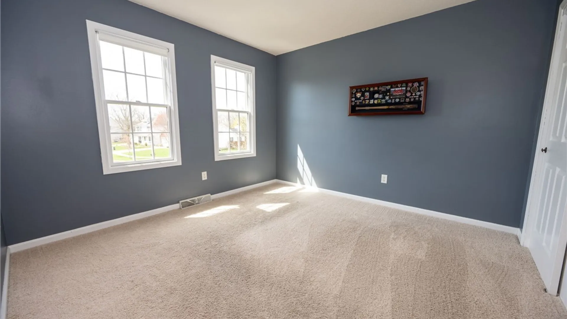 Property at 61 Brook Lane, West Seneca, NY 14224 43