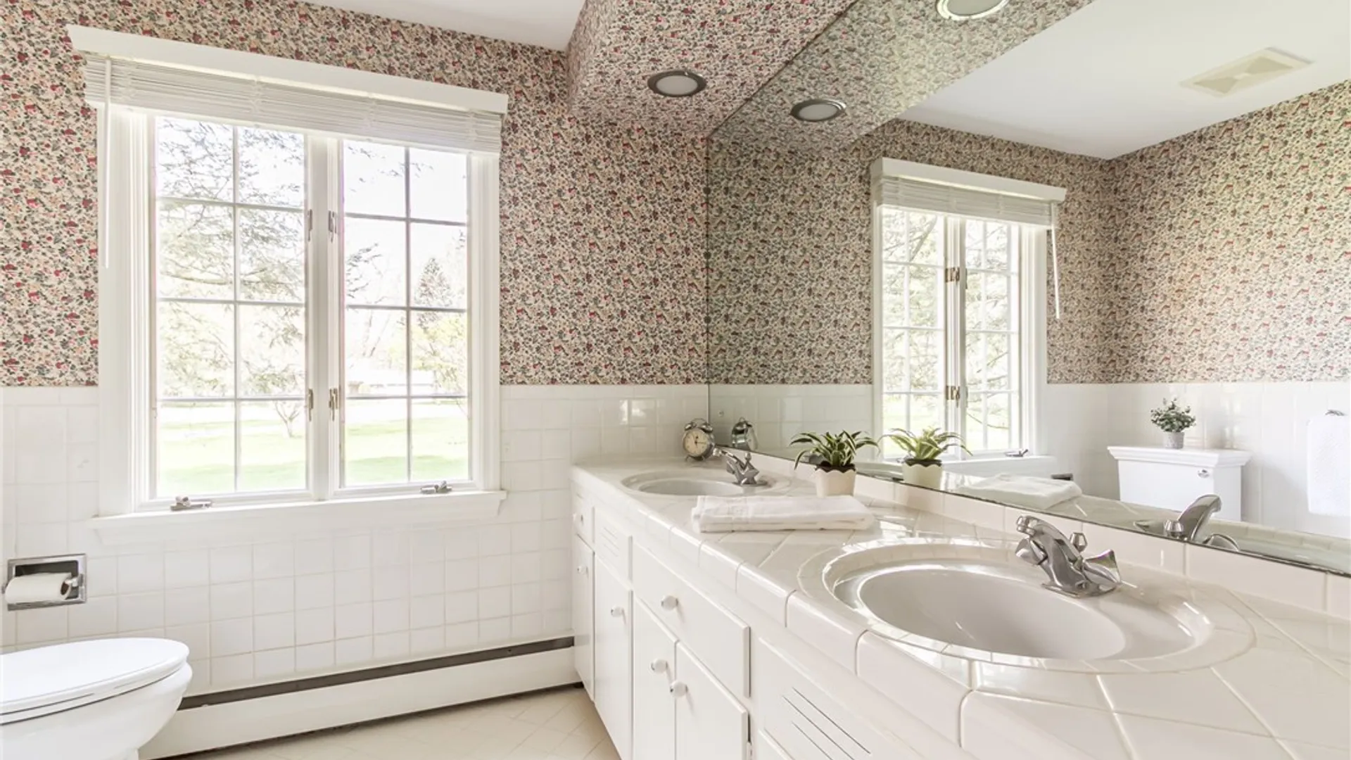 Property at 1 Creekside Road, Perinton, NY 14450 29