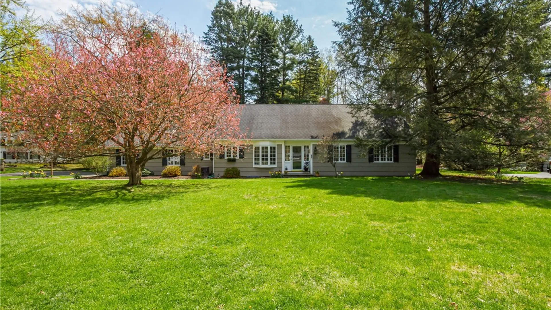 Property at 1 Creekside Road, Perinton, NY 14450 7