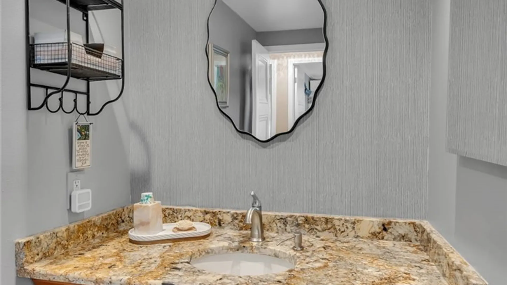 Property at 60 Hamlin, Amherst, NY 14221 24