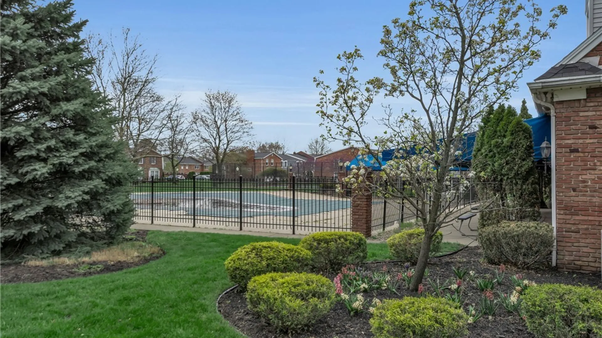 Property at 60 Hamlin, Amherst, NY 14221 39