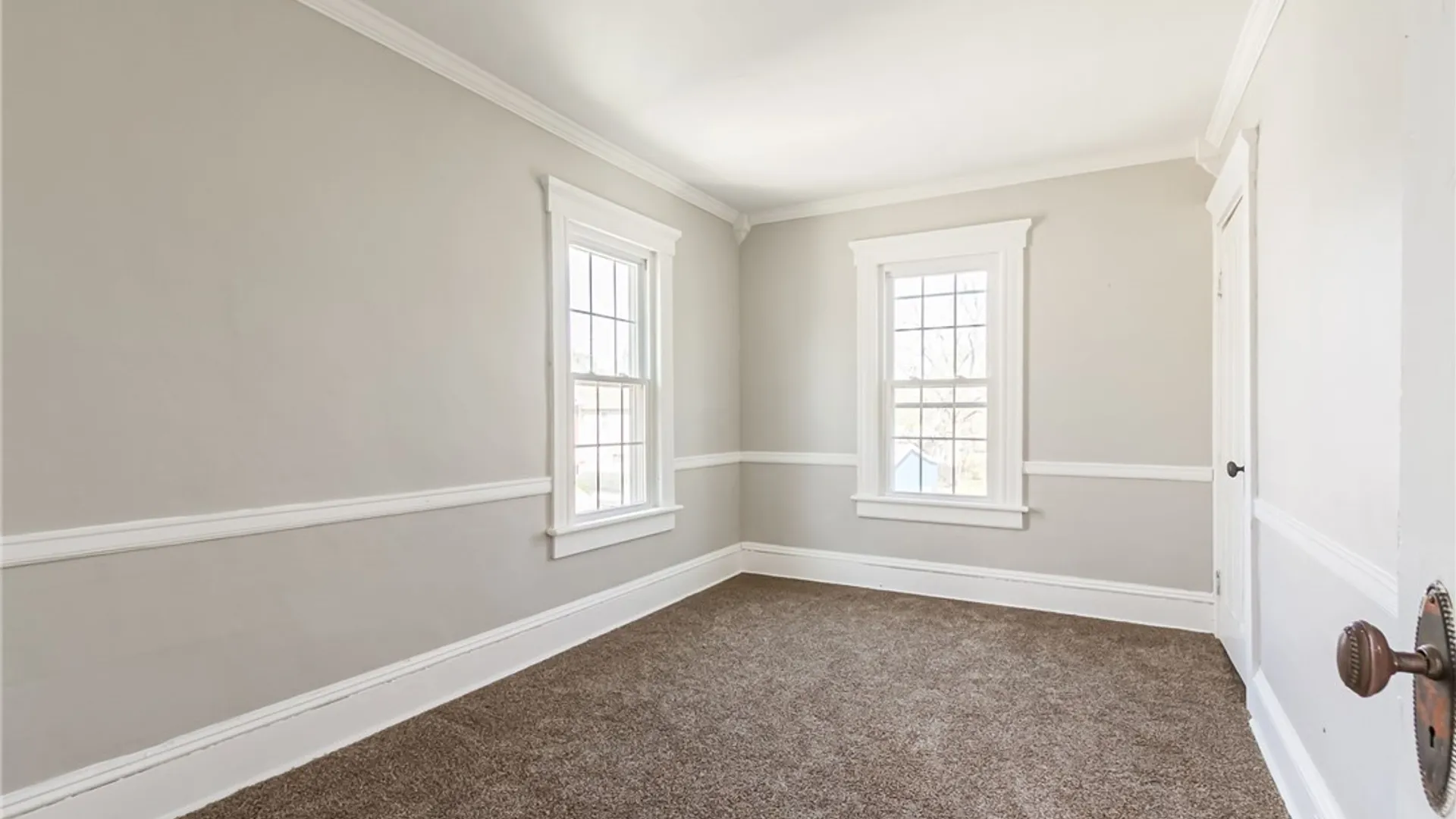 Property at 35 Madison St, Geneva City, NY 14456 18