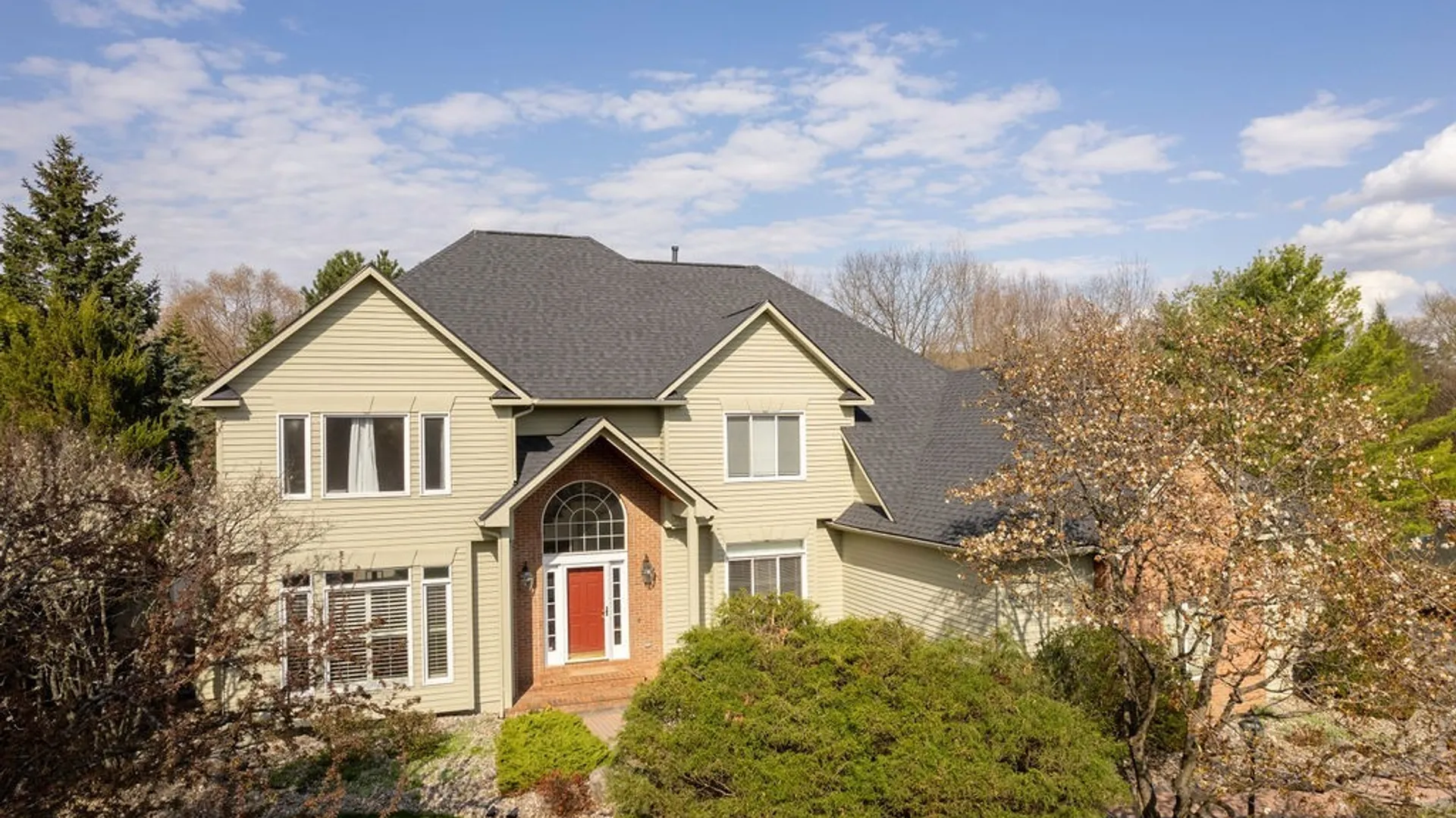 Property at 8454 Prestwick Drive, Manlius, NY 13104 2
