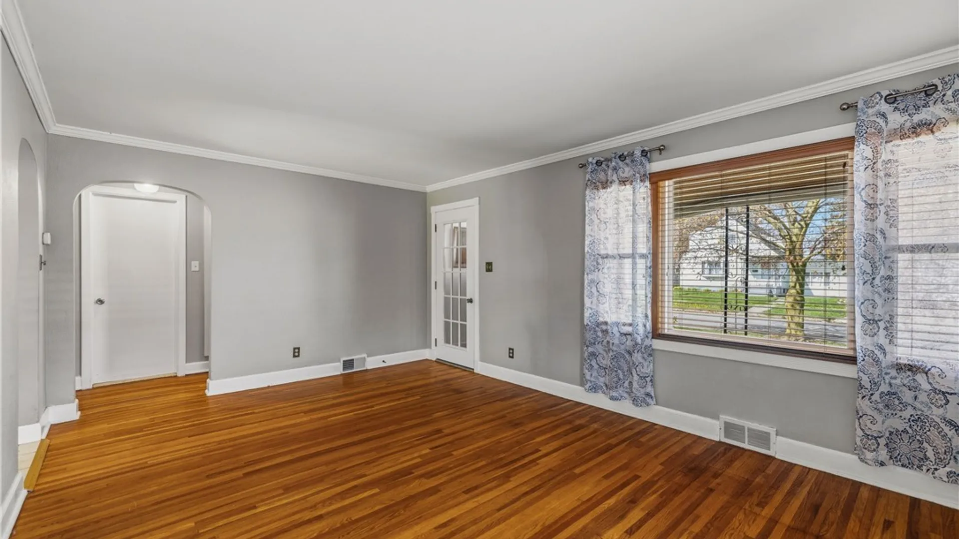 Property at 1281 87th Street, Niagara Falls, NY 14304 5