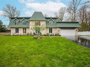 Property at 23 Fennec Lane, Amherst, NY 14051