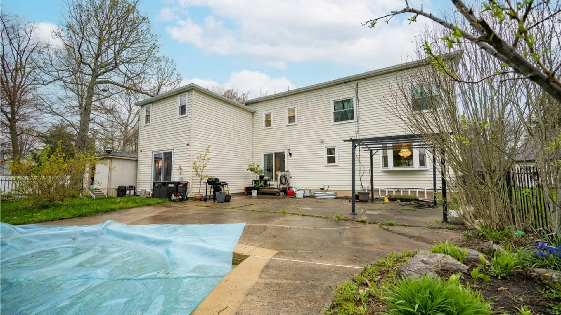 Property at 23 Fennec Lane, Amherst, NY 14051 40