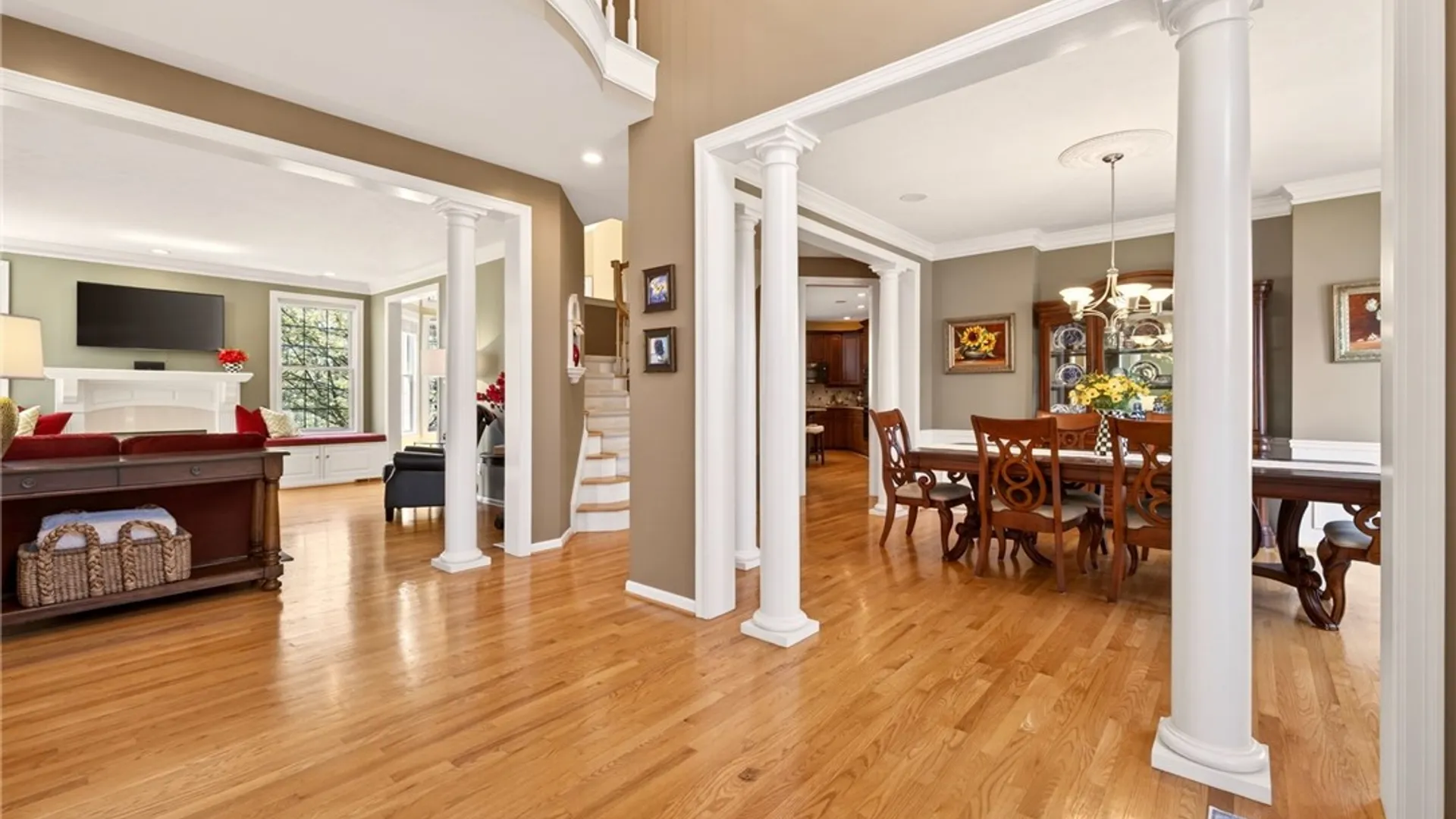 Property at 17 Royale Drive, Perinton, NY 14450 20