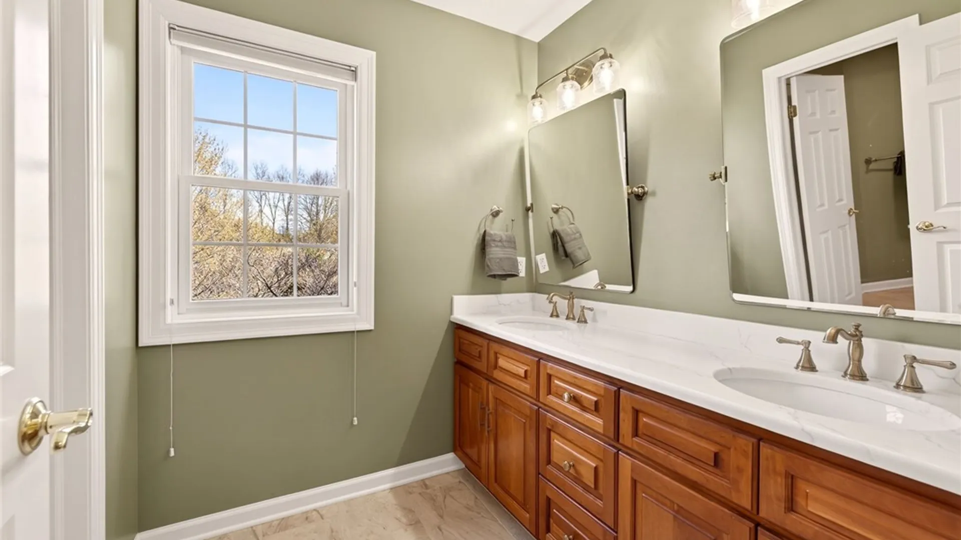 Property at 17 Royale Drive, Perinton, NY 14450 34