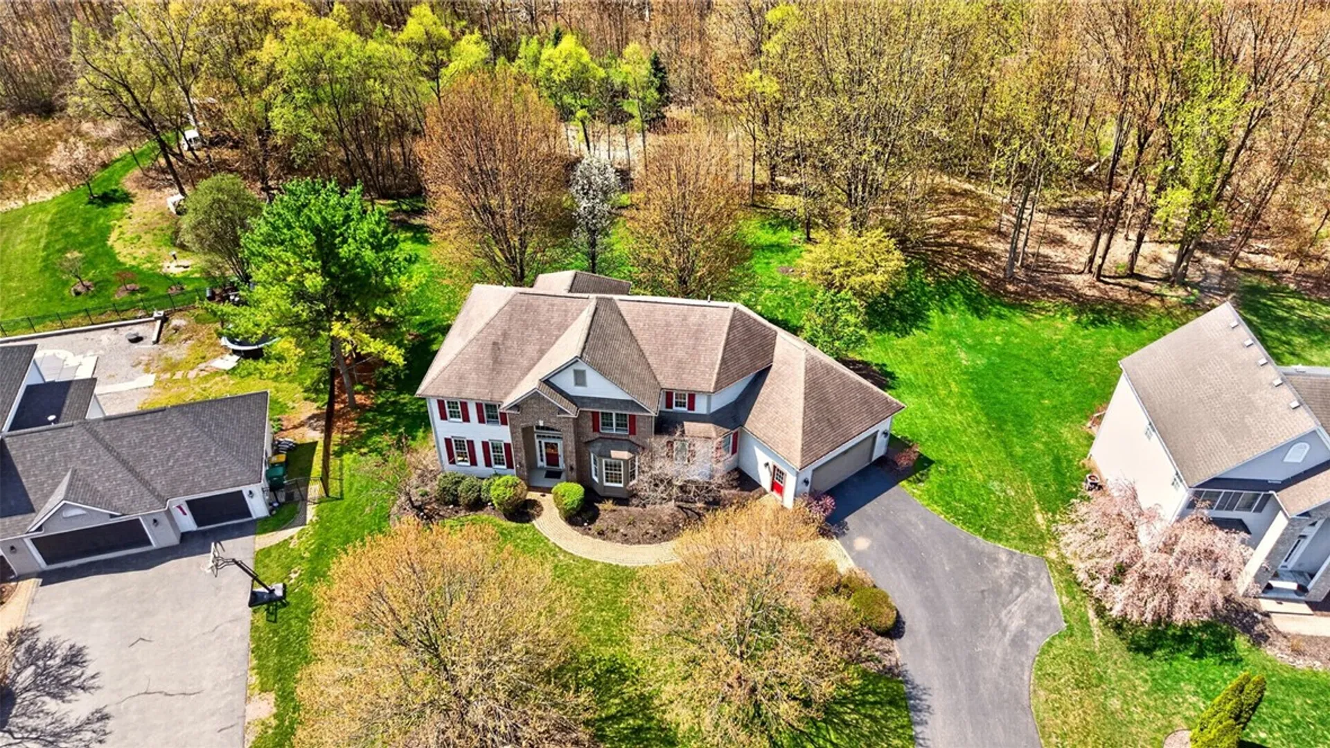 Property at 17 Royale Drive, Perinton, NY 14450 44