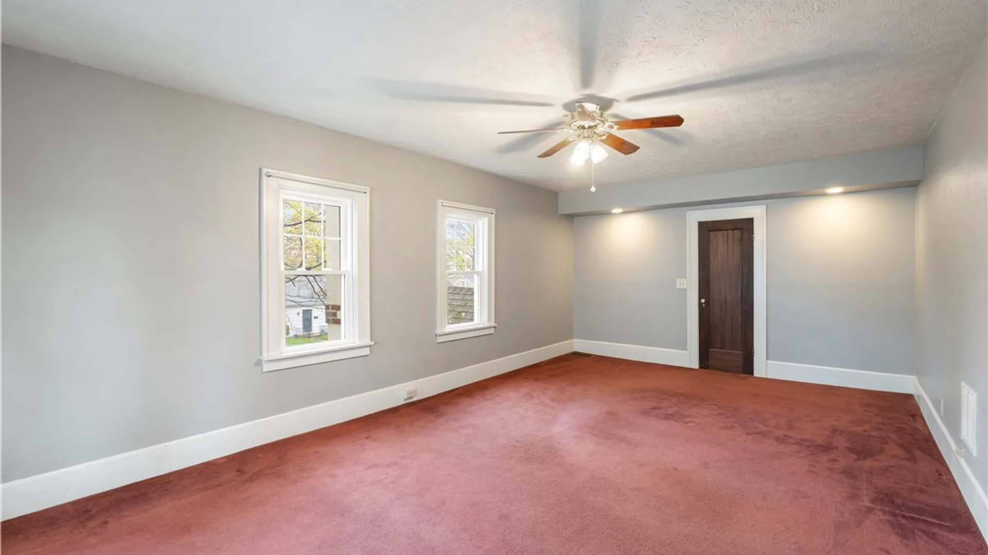 Property at 299 Spencer Road, Irondequoit, NY 14609 28