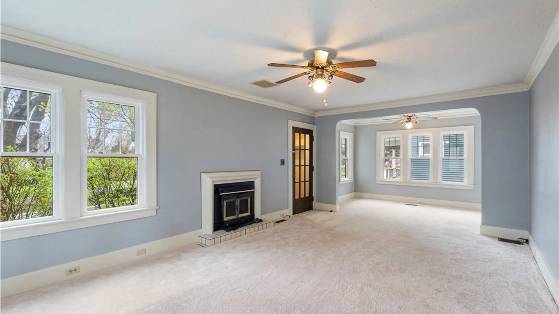 Property at 299 Spencer Road, Irondequoit, NY 14609 8