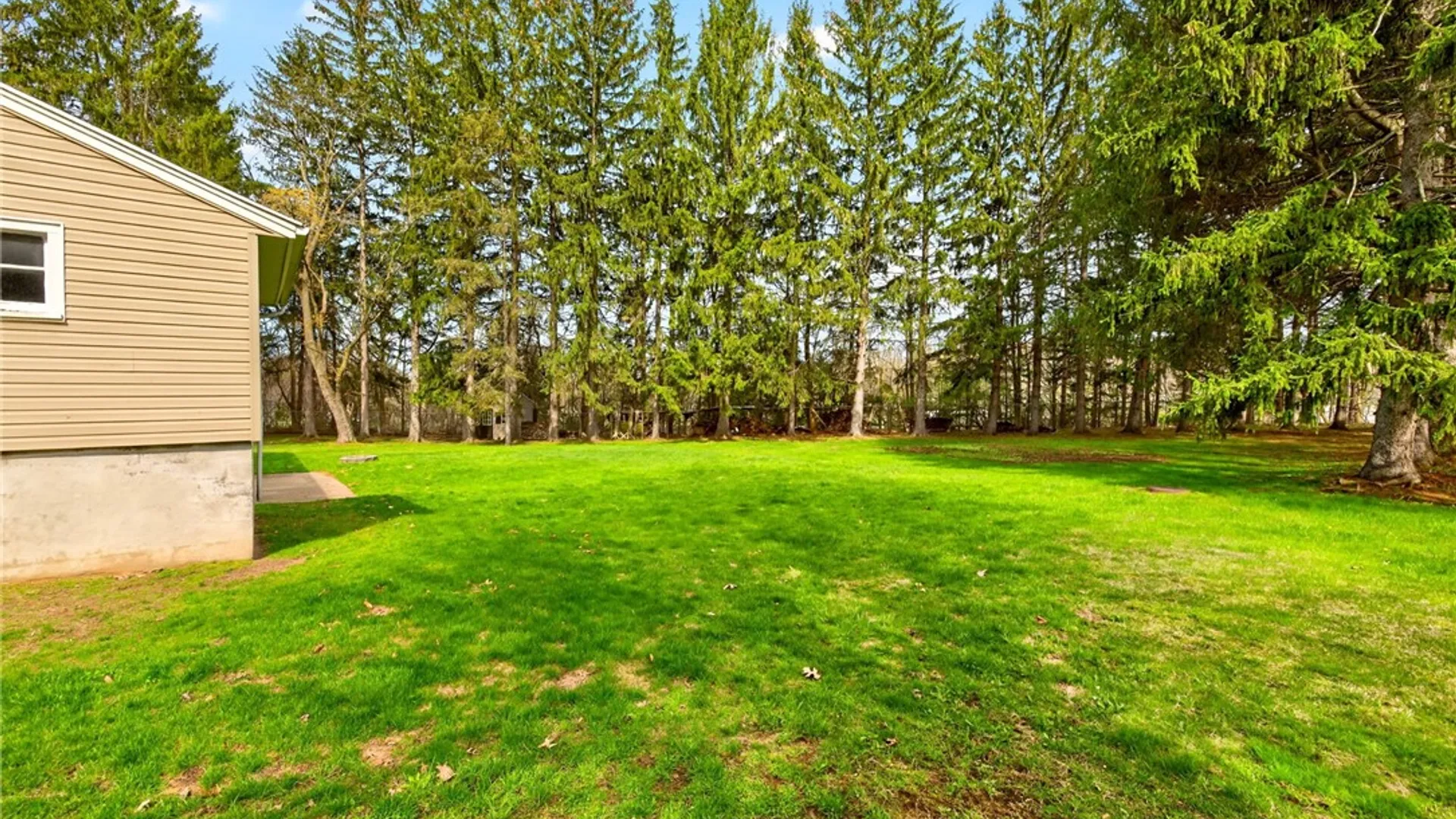 Property at 24 Everett Drive, Chili, NY 14624 32