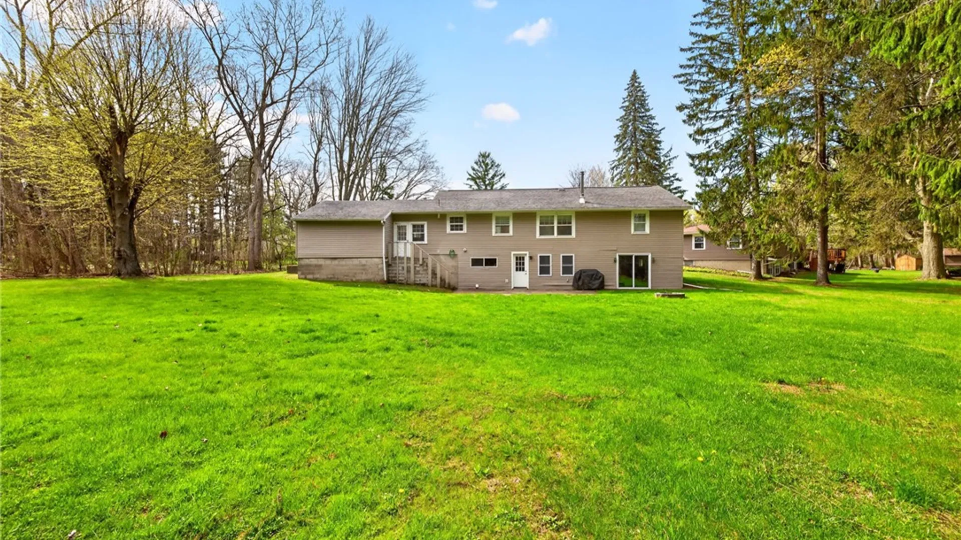 Property at 24 Everett Drive, Chili, NY 14624 33