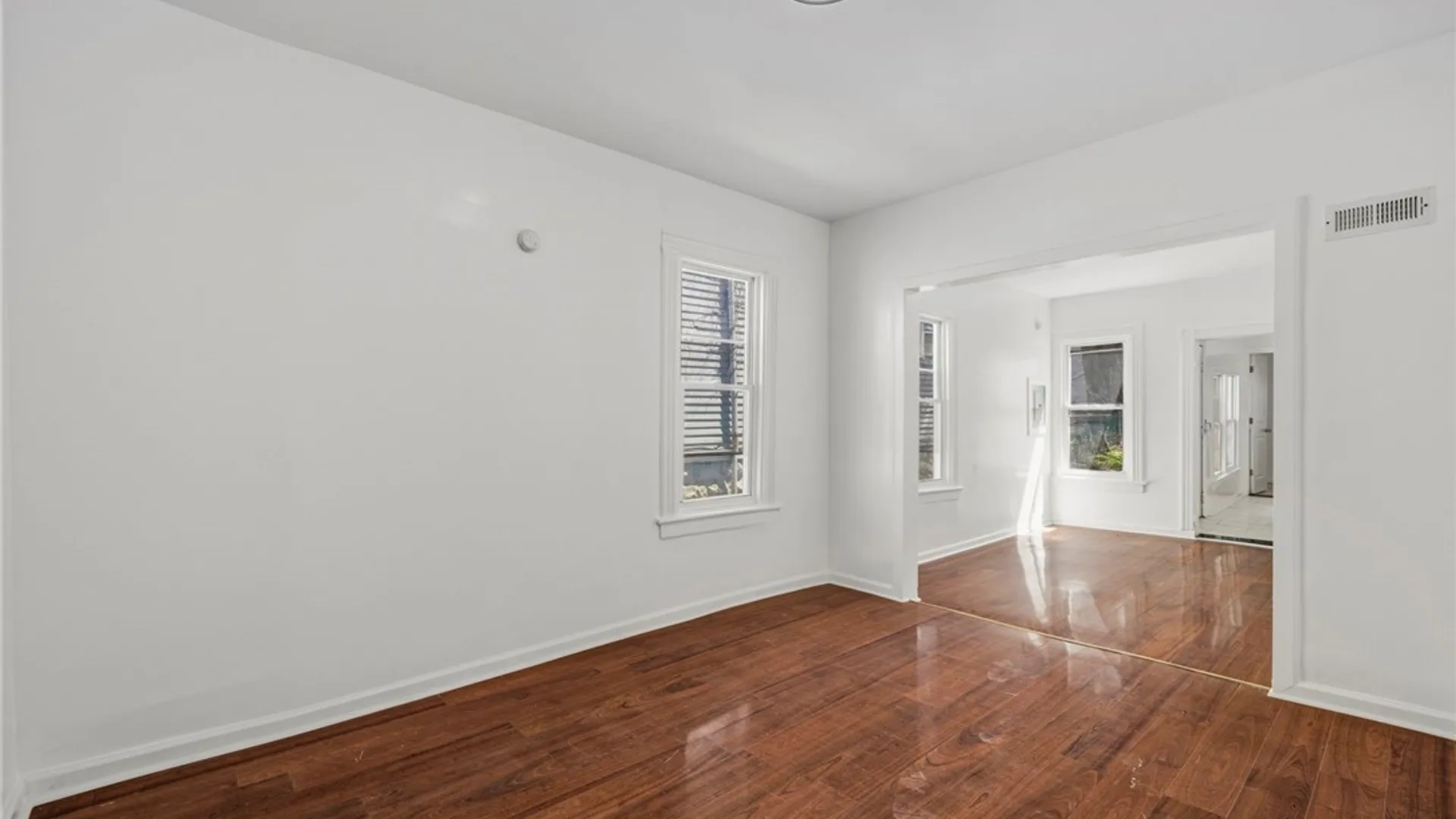 Property at 119 Edna Place, Buffalo, NY 14209 4