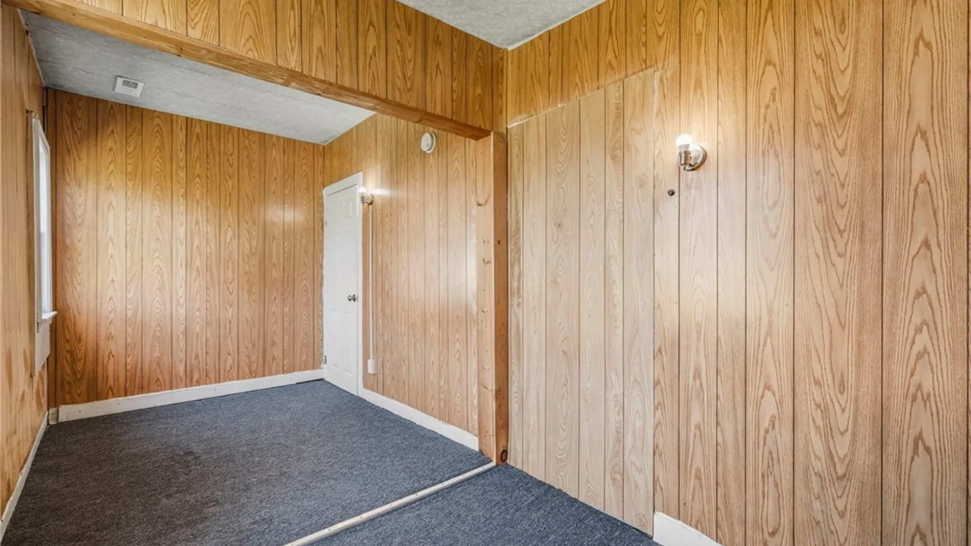 Property at 214 Shumway Street, Buffalo, NY 14212 10