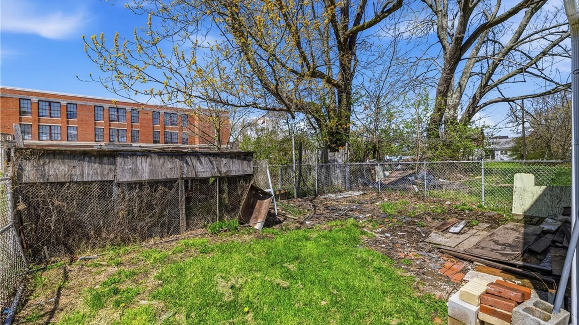 Property at 214 Shumway Street, Buffalo, NY 14212 30