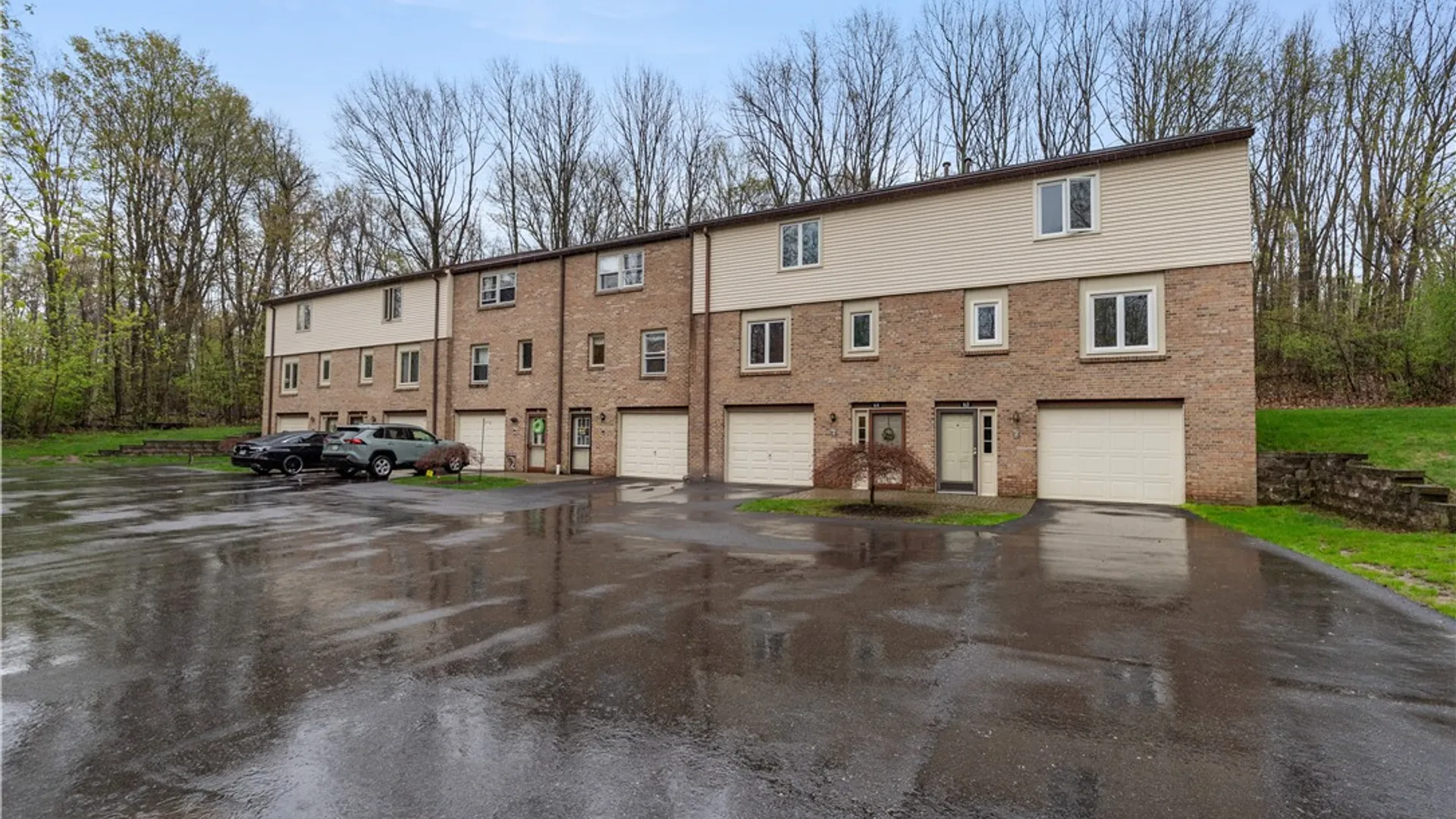 Property at 63 Woodridge, Henrietta, NY 14467 40