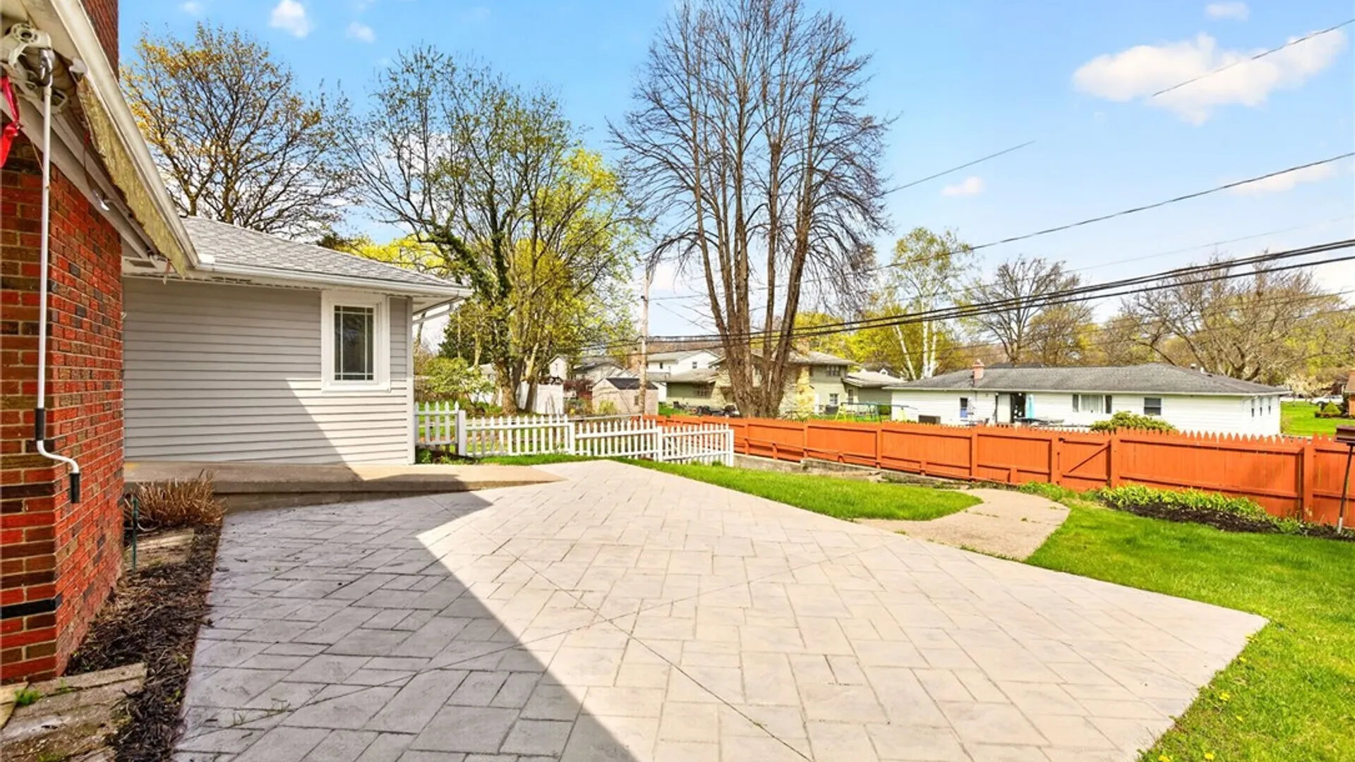 Property at 54 Suellen Drive, Irondequoit, NY 14609 25