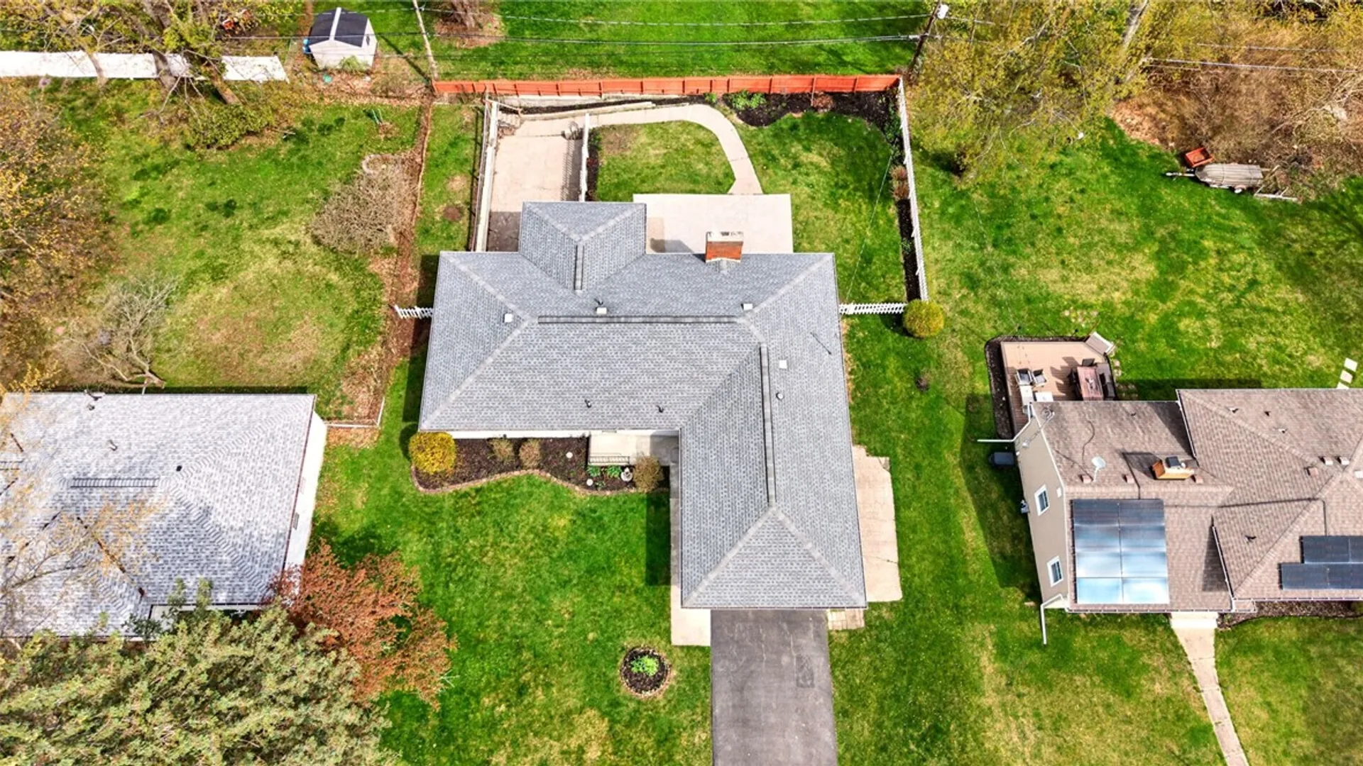 Property at 54 Suellen Drive, Irondequoit, NY 14609 31