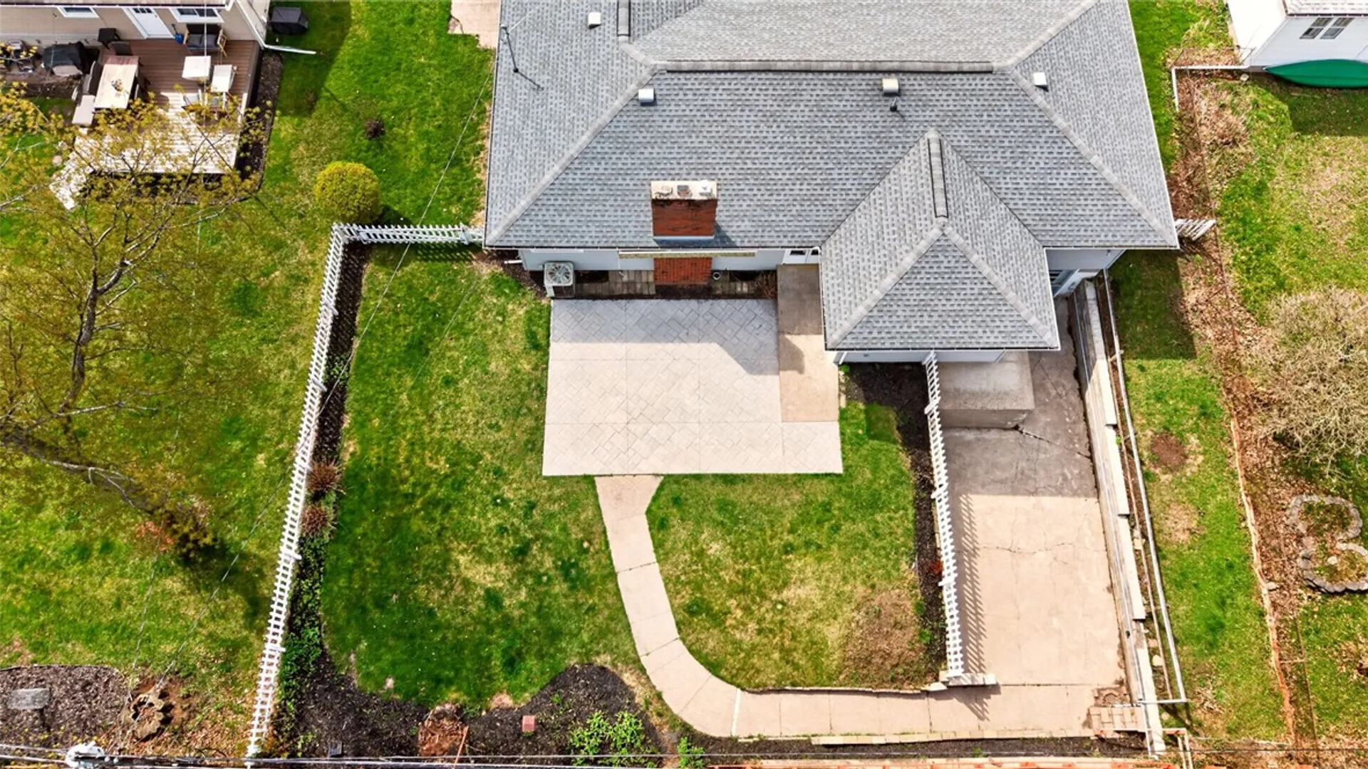 Property at 54 Suellen Drive, Irondequoit, NY 14609 33