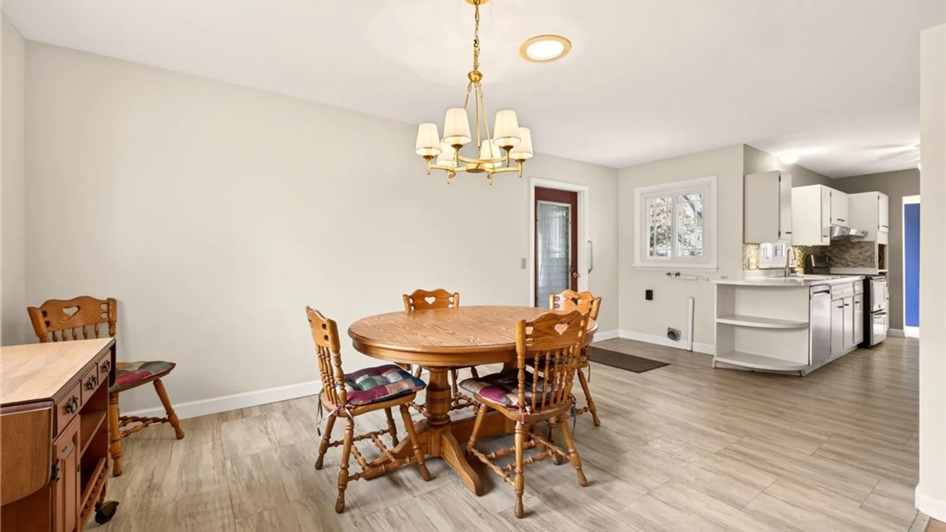 Property at 54 Suellen Drive, Irondequoit, NY 14609 7