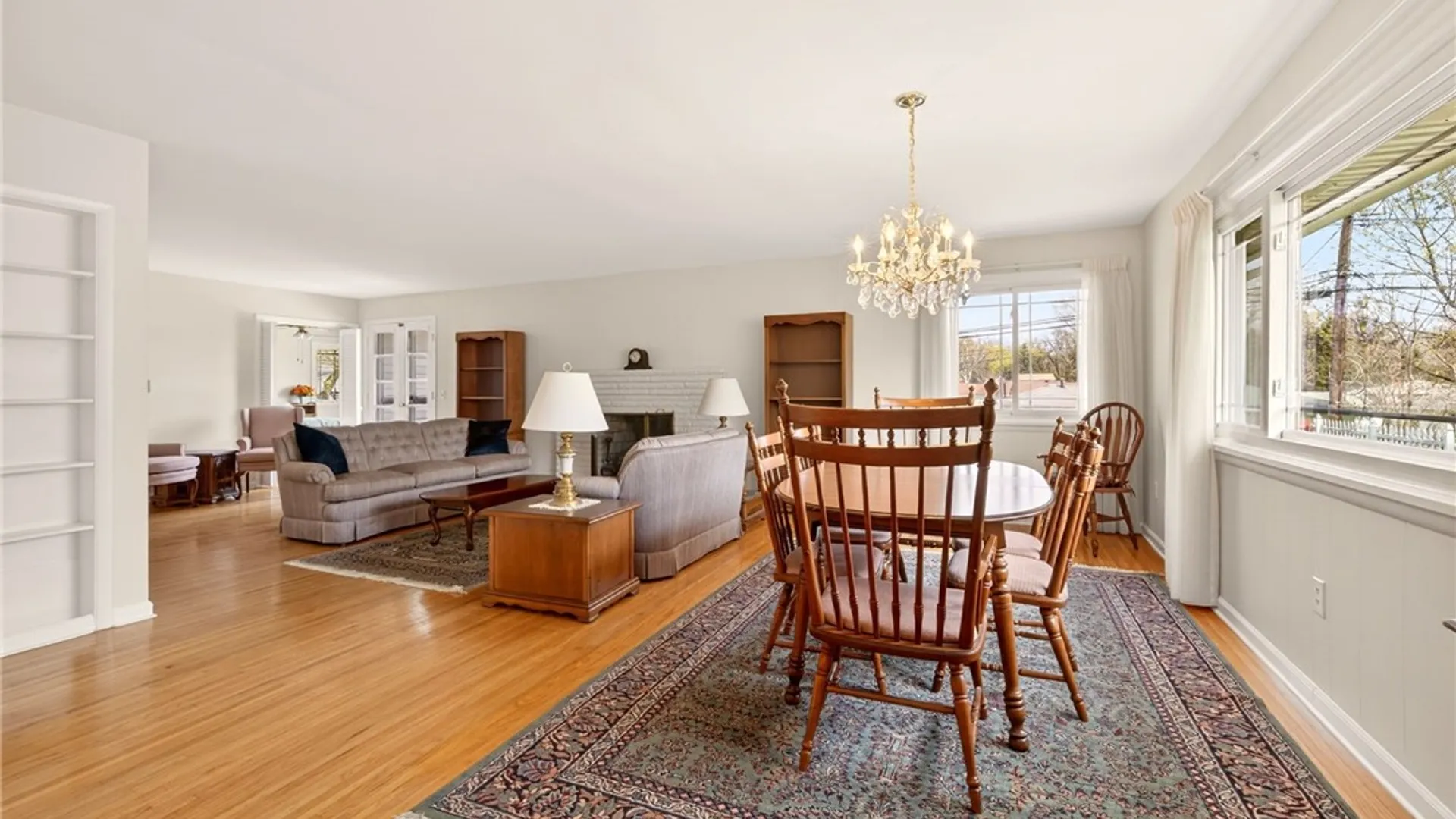 Property at 54 Suellen Drive, Irondequoit, NY 14609 9