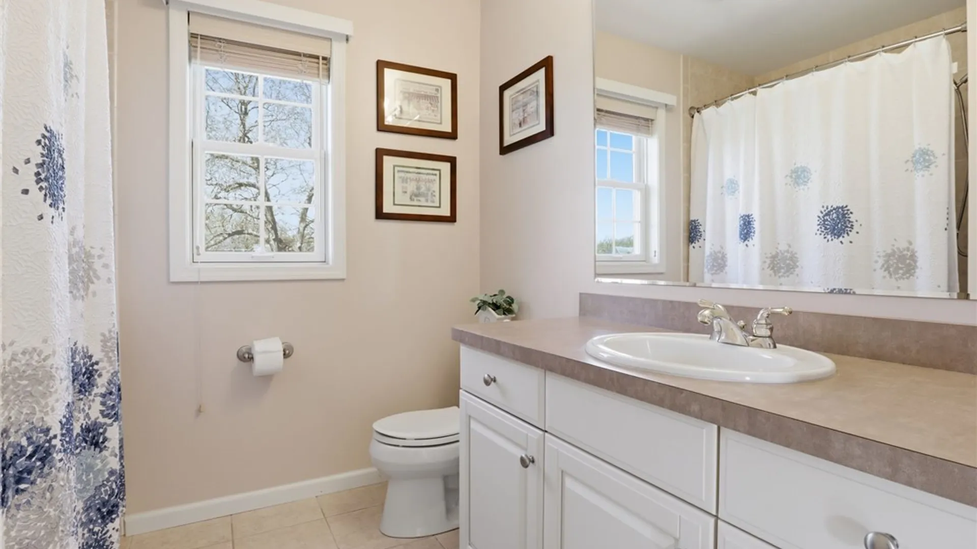 Property at 6988 Hackney Circle, Victor, NY 14564 32