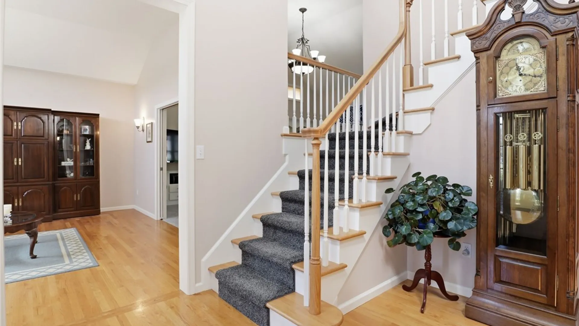 Property at 6988 Hackney Circle, Victor, NY 14564 7