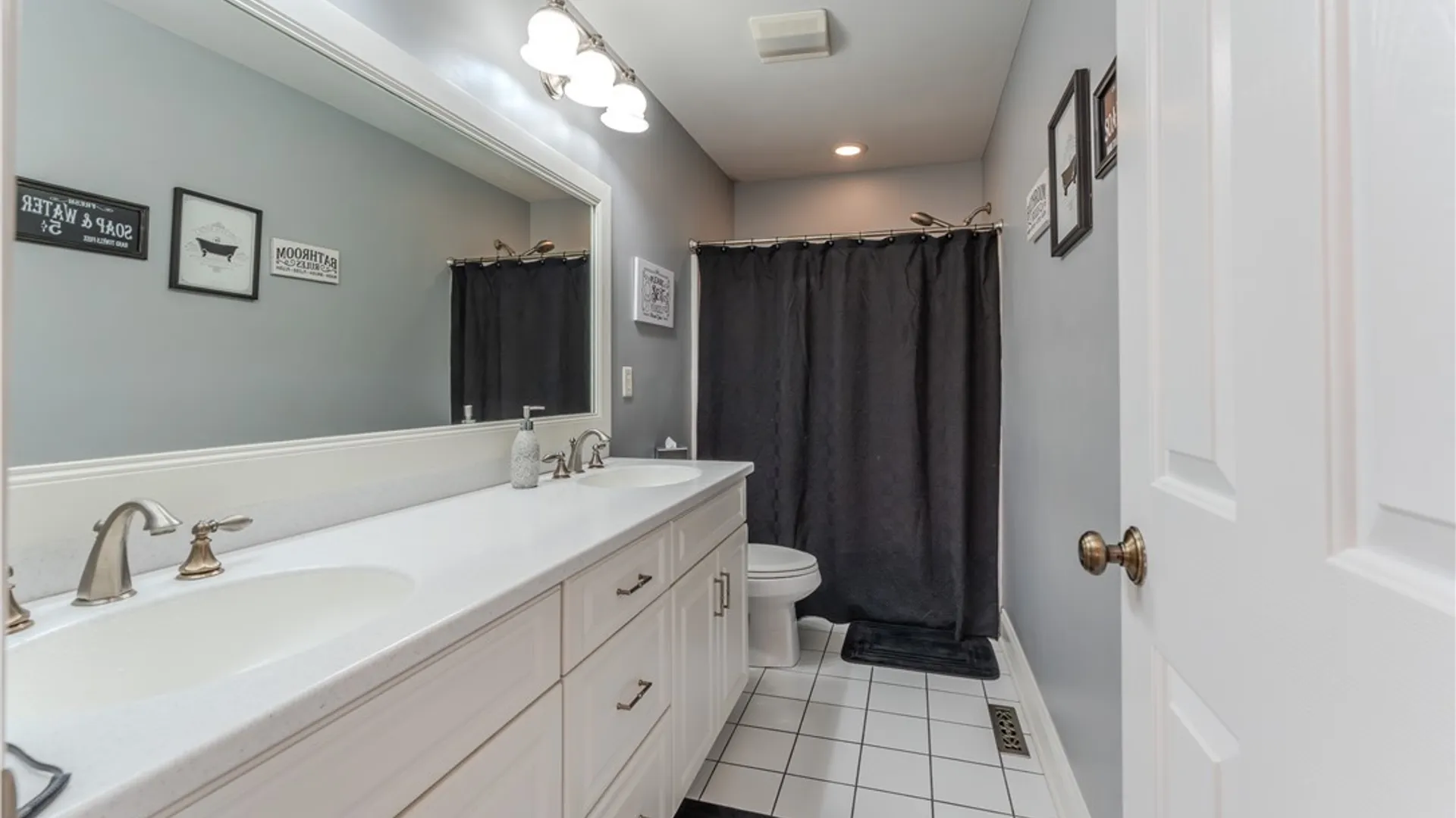 Property at 3719 Pegasus Circle, Camillus, NY 13209 36