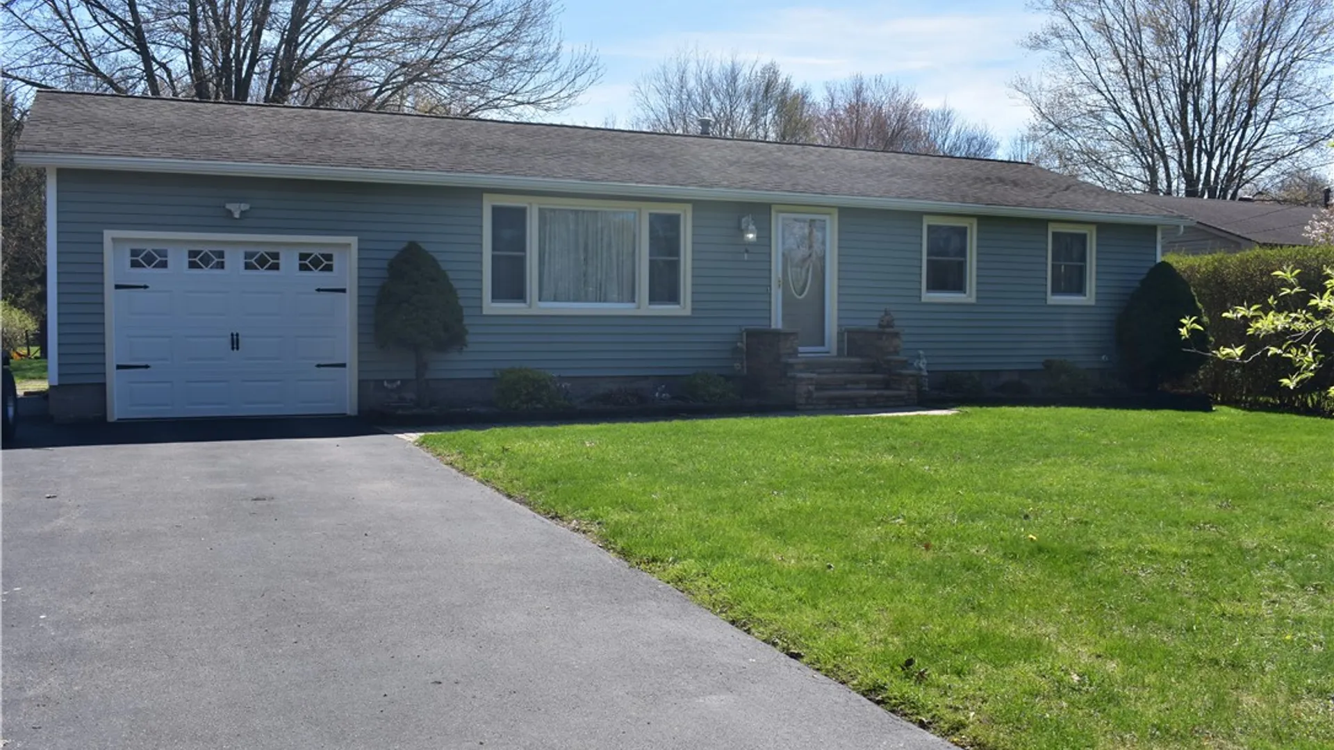 Property at 579 Mill Road, Greece, NY 14626 10