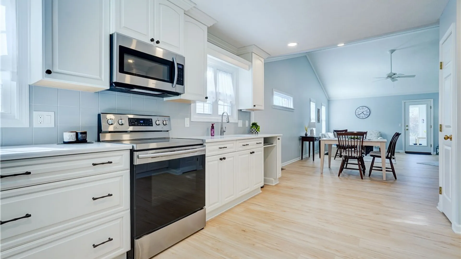 Property at 114 Cranbrook Terrace, Webster, NY 14580 16