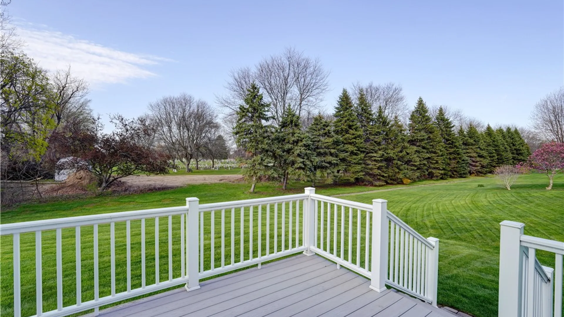 Property at 114 Cranbrook Terrace, Webster, NY 14580 33