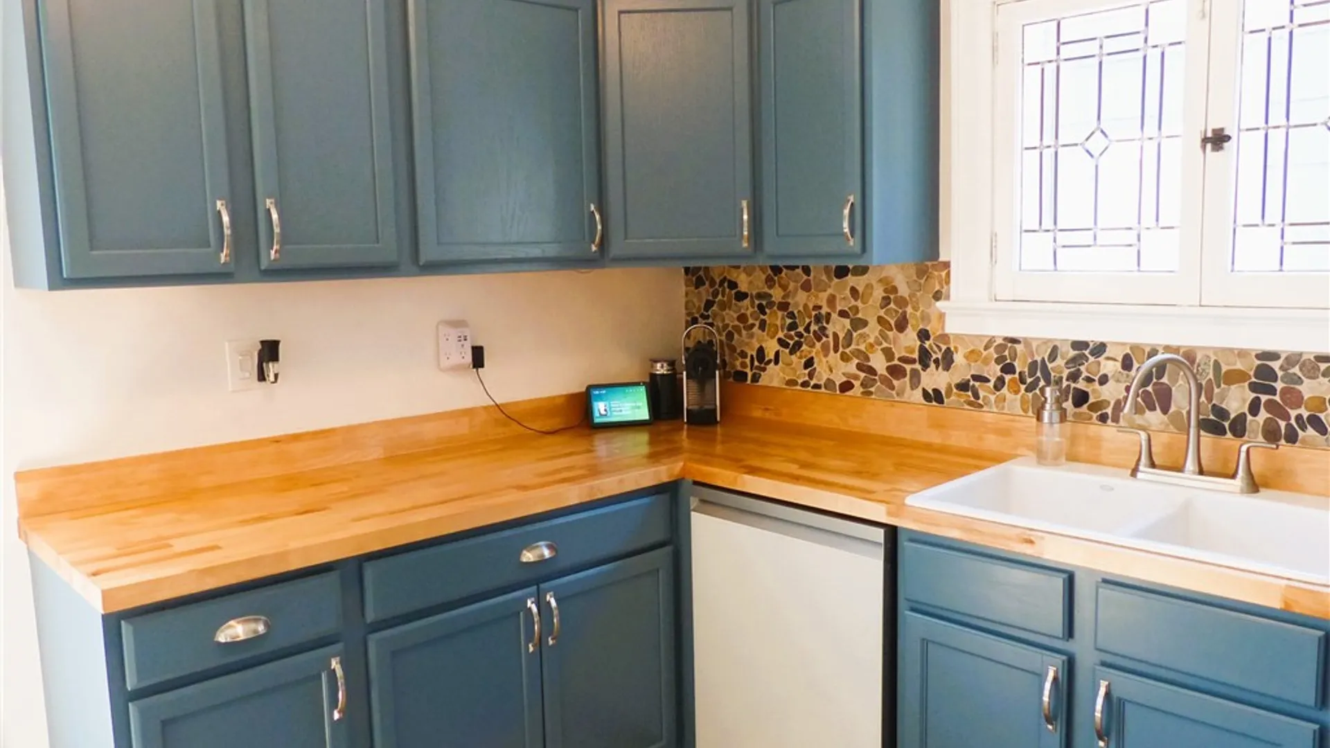 Property at 21 Elmcroft Road, Rochester, NY 14609 9