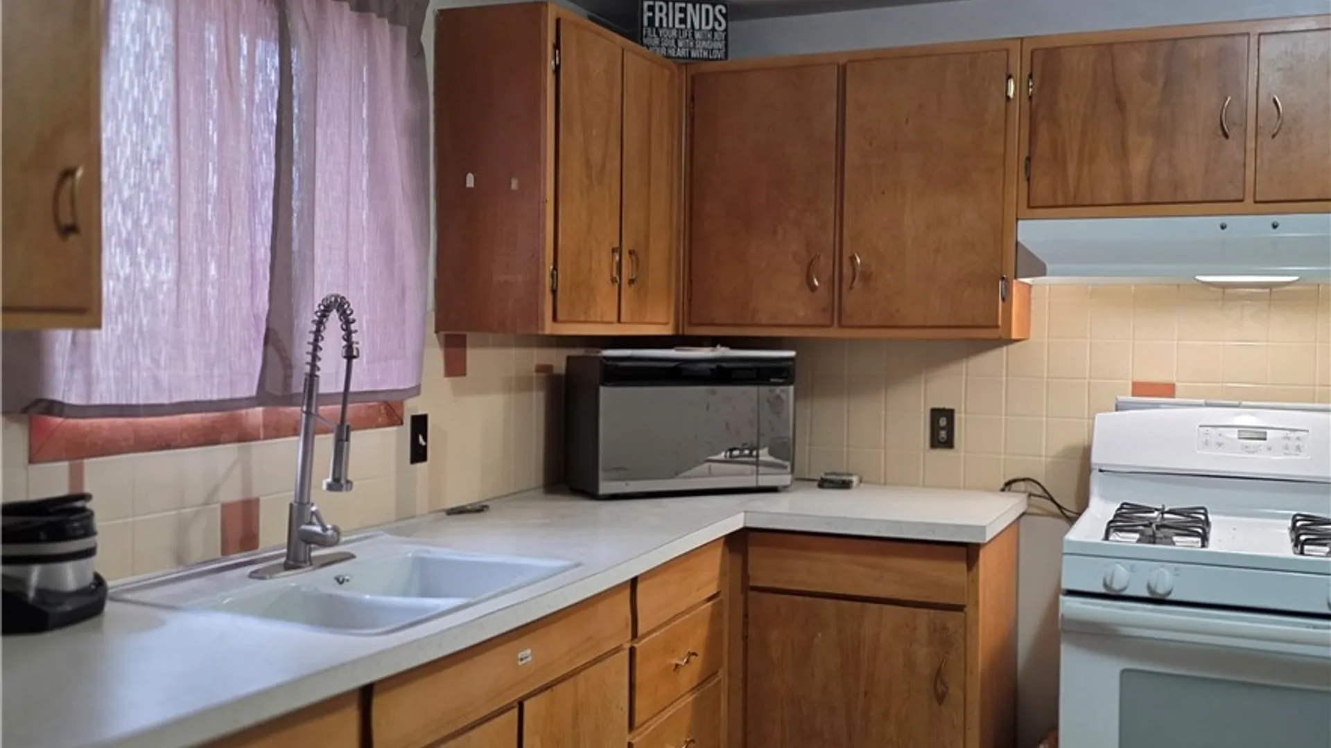 Property at 83 Sable Palm Drive, Cheektowaga, NY 14225 7