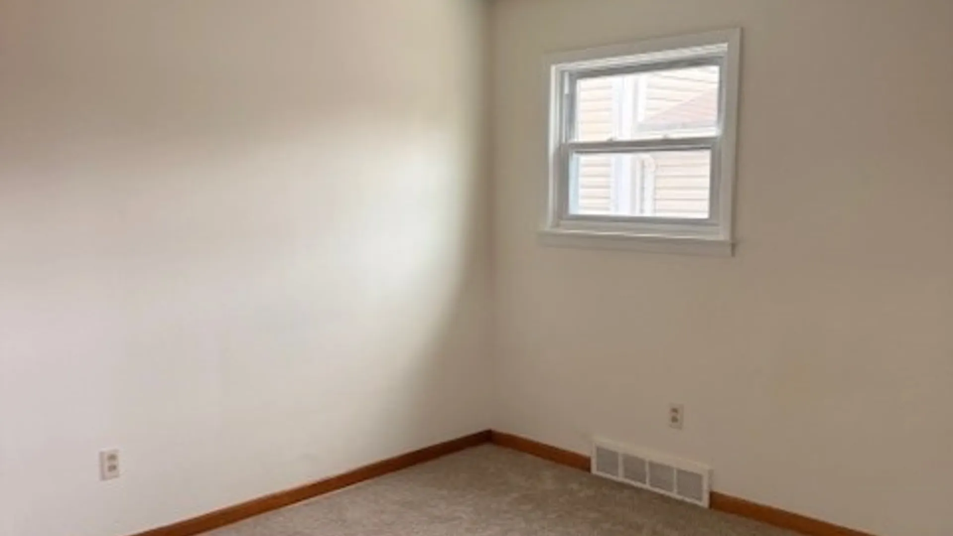 Property at 203 Highland Avenue, Tonawanda, NY 14150 24