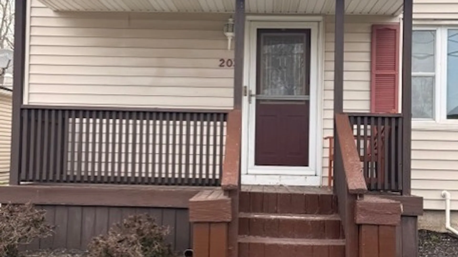 Property at 203 Highland Avenue, Tonawanda, NY 14150 3