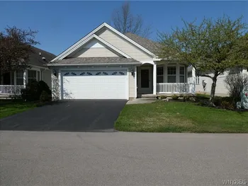 Property at 17 Parwood Trail, Cheektowaga, NY 14043