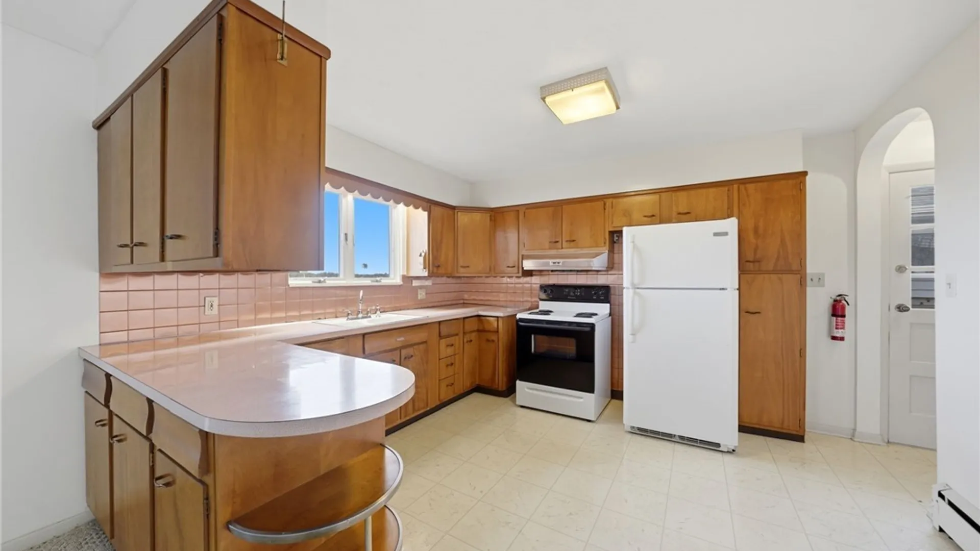 Property at 2484 River Road, Wheatfield, NY 14304 10