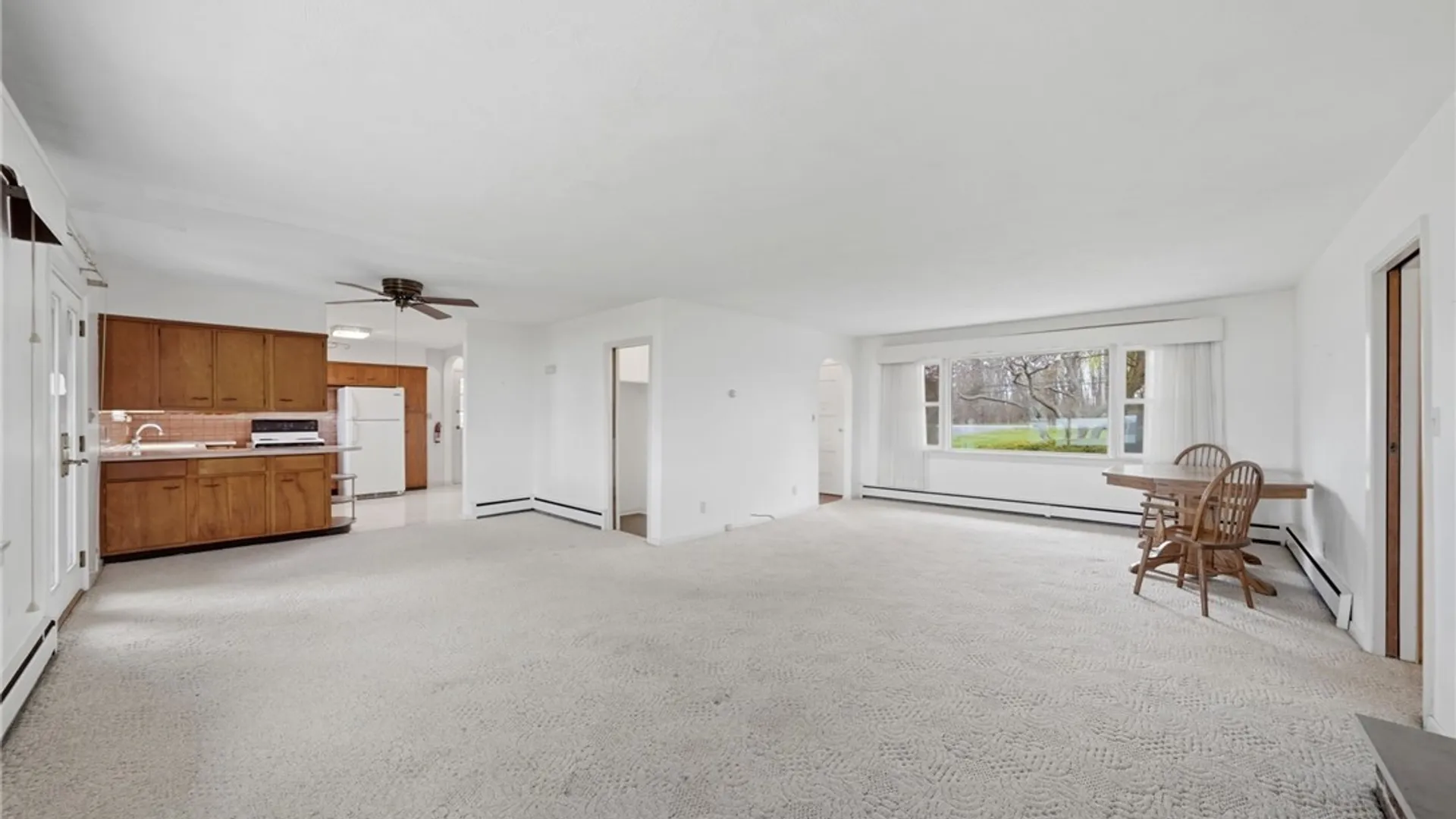 Property at 2484 River Road, Wheatfield, NY 14304 2